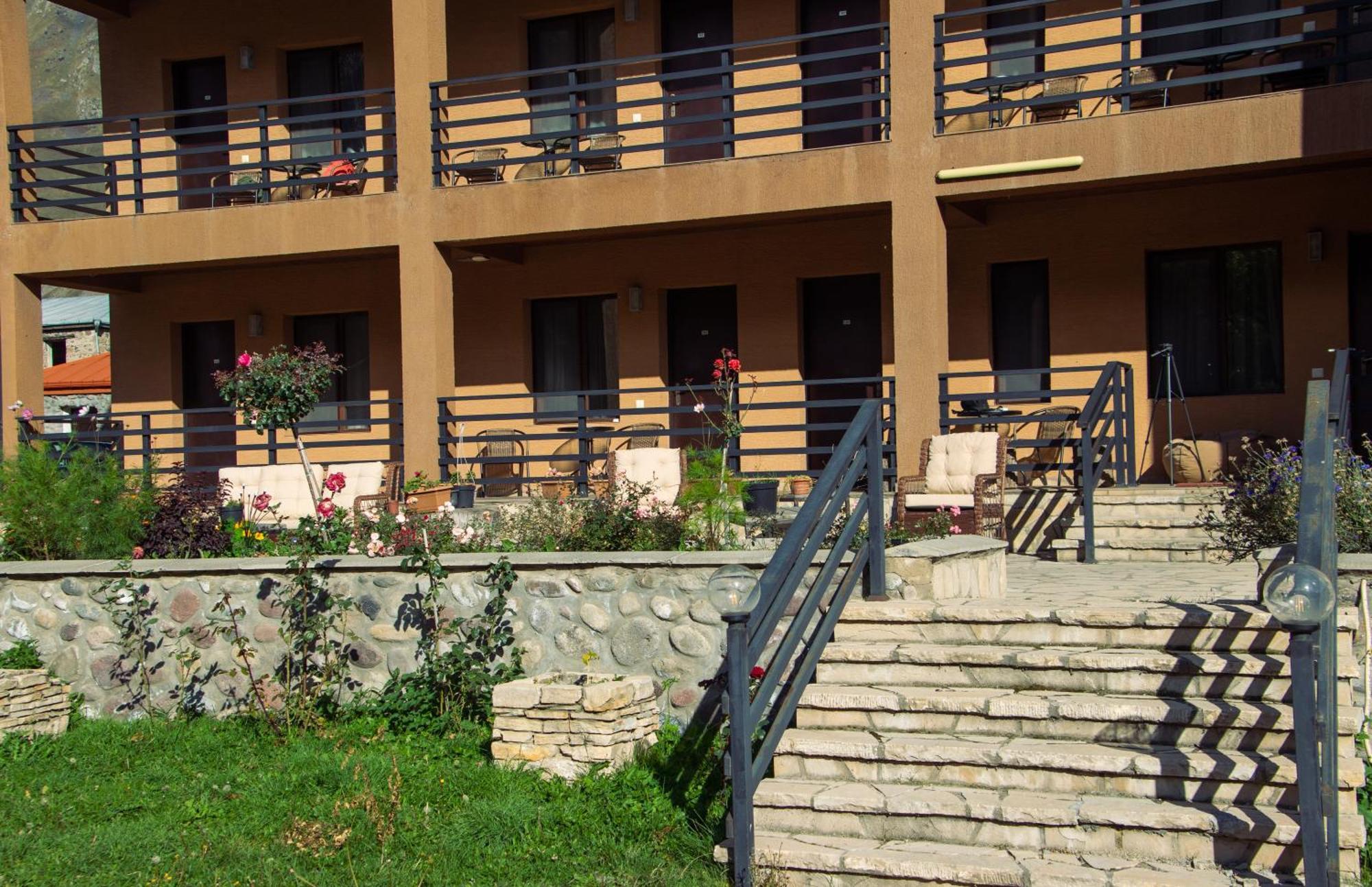 Guest House Oxygen คัซเบกี ภายนอก รูปภาพ